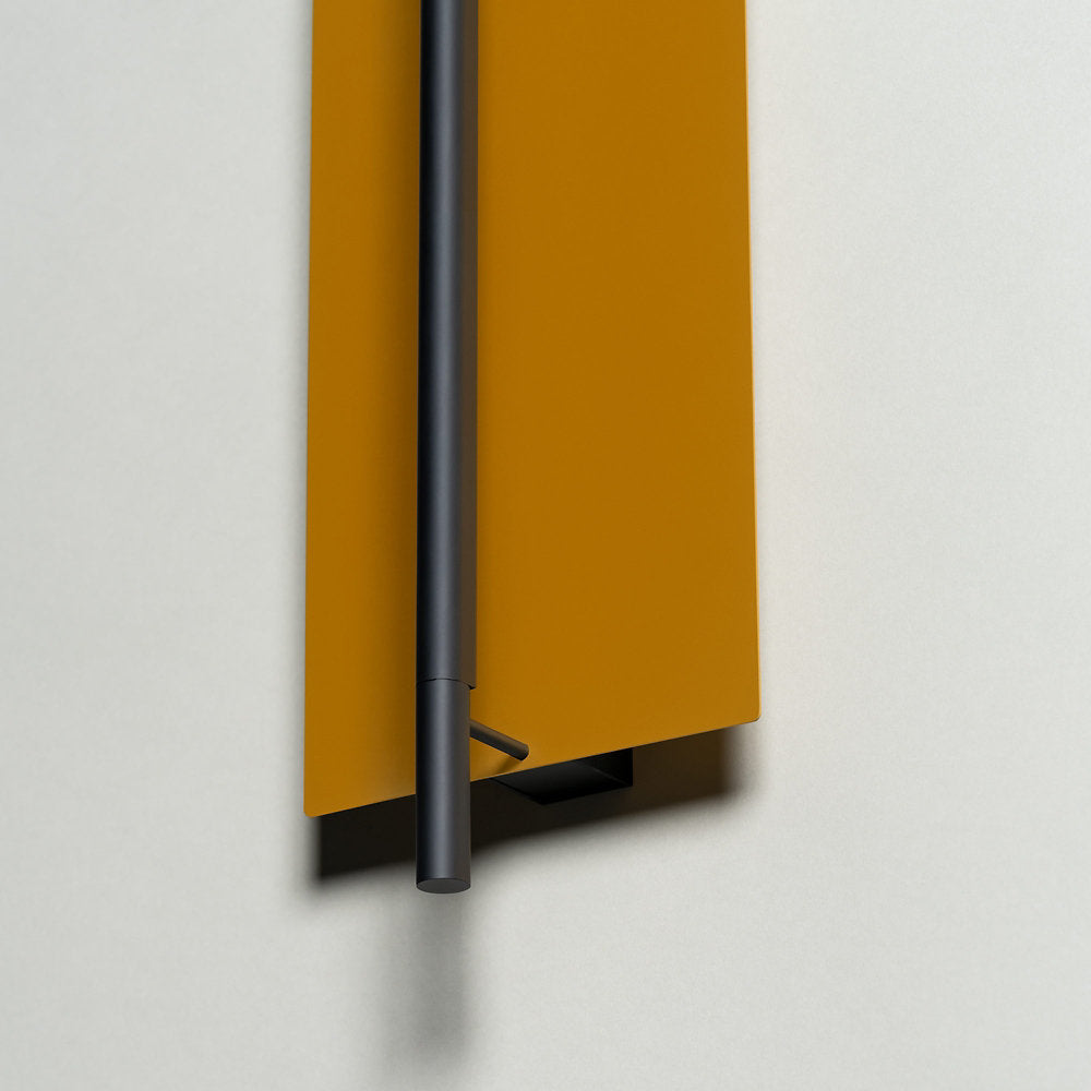 Lamina Dorada LED Wall Sconce