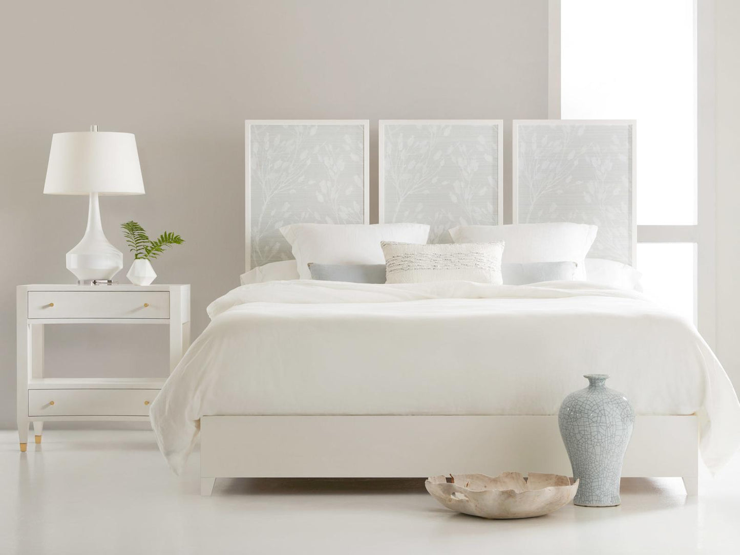 Costa White Wood King Platform Bed