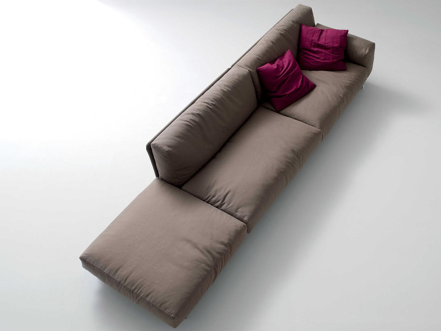 Frame Upholstered Sectional Sofa
