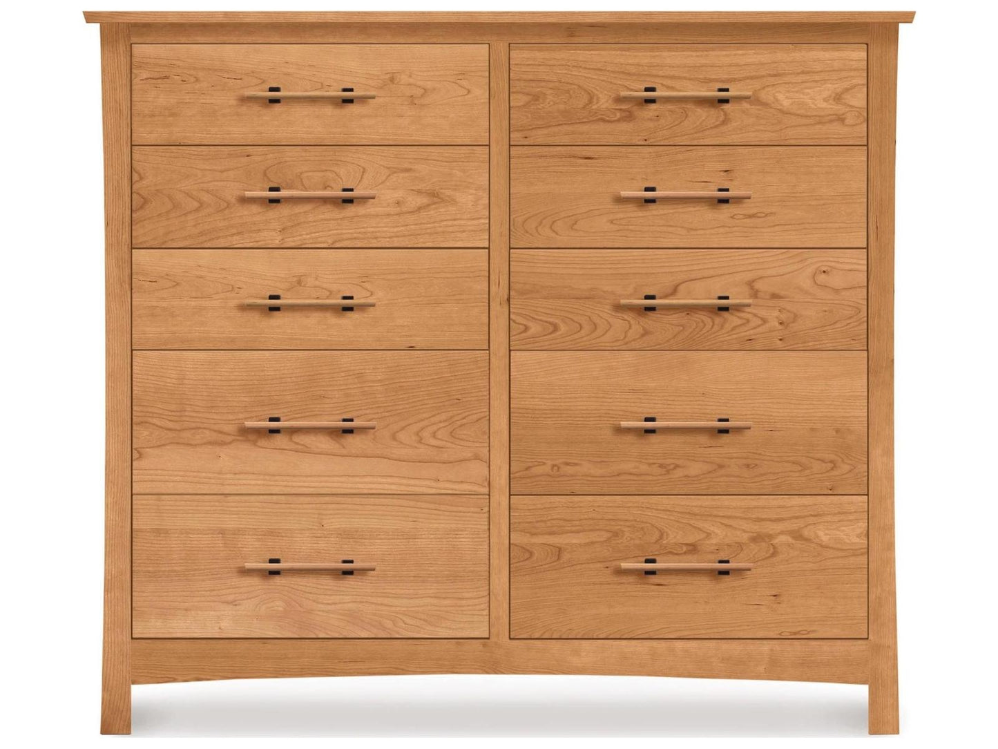 Furniture Monterey 10-Drawer Dresser in Natural Cherry