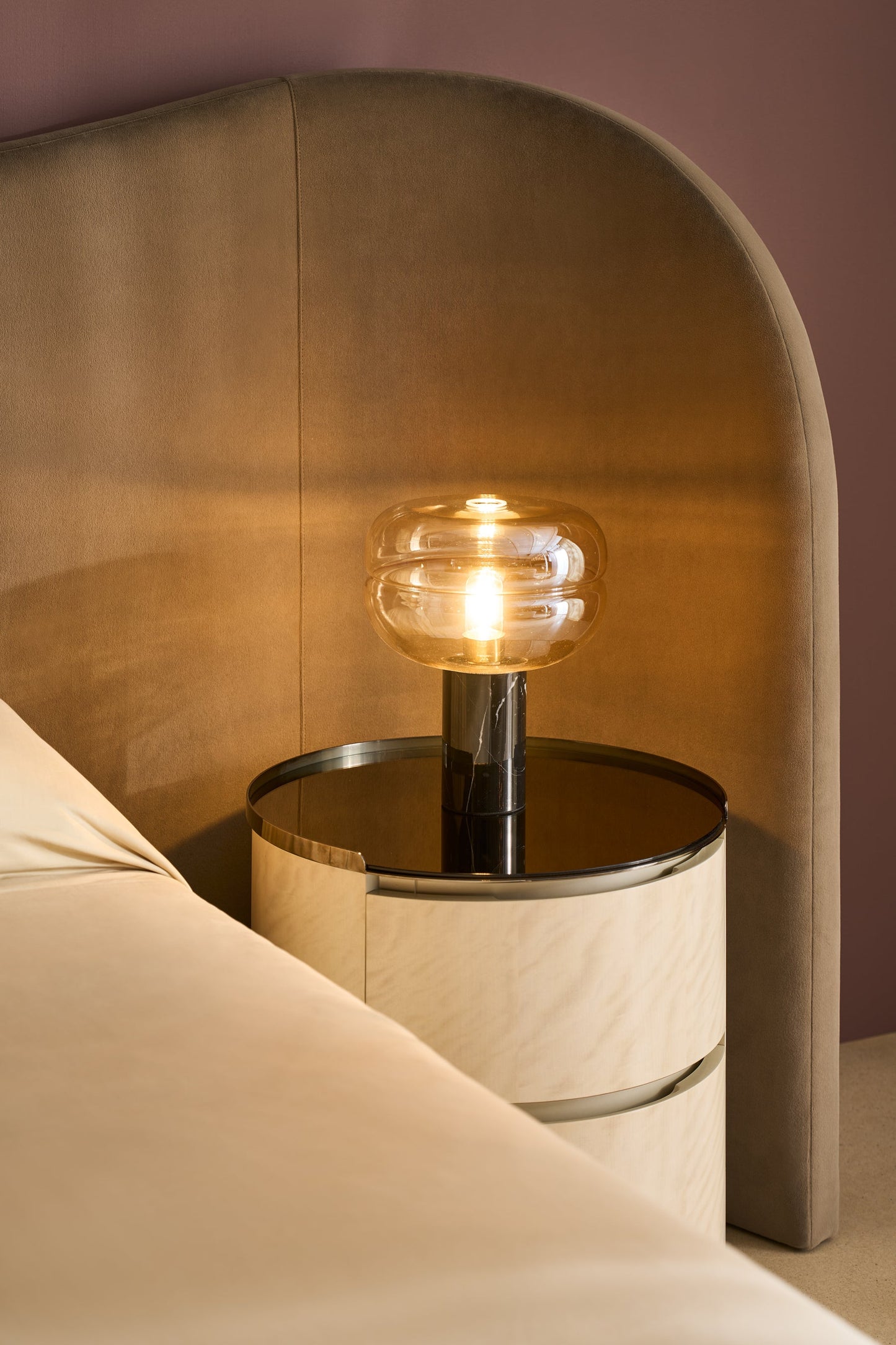 Caracole Classic Clio Bed