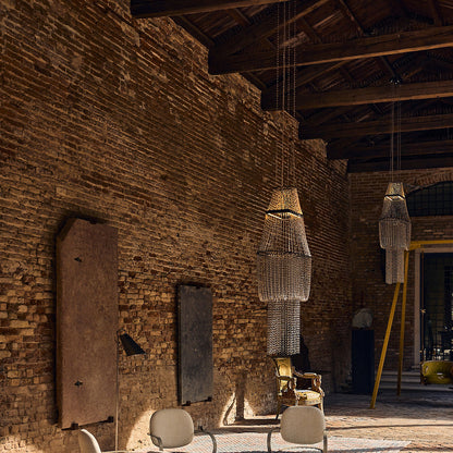 Lampe C LED Chandelier