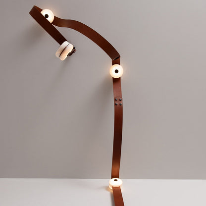 SNAPS Floor-to-Ceiling Plug-in LED Lamp
