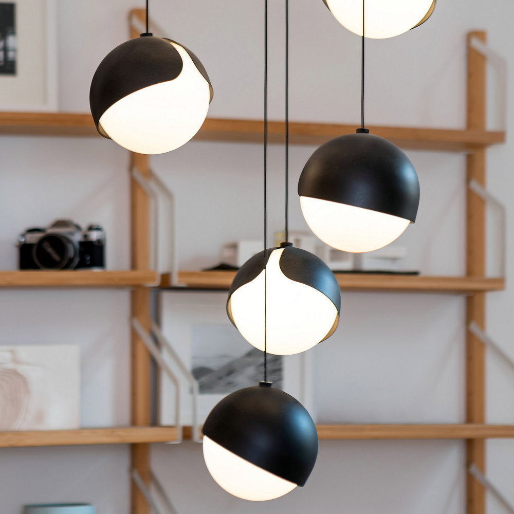 Ohm. 07 Chandelier