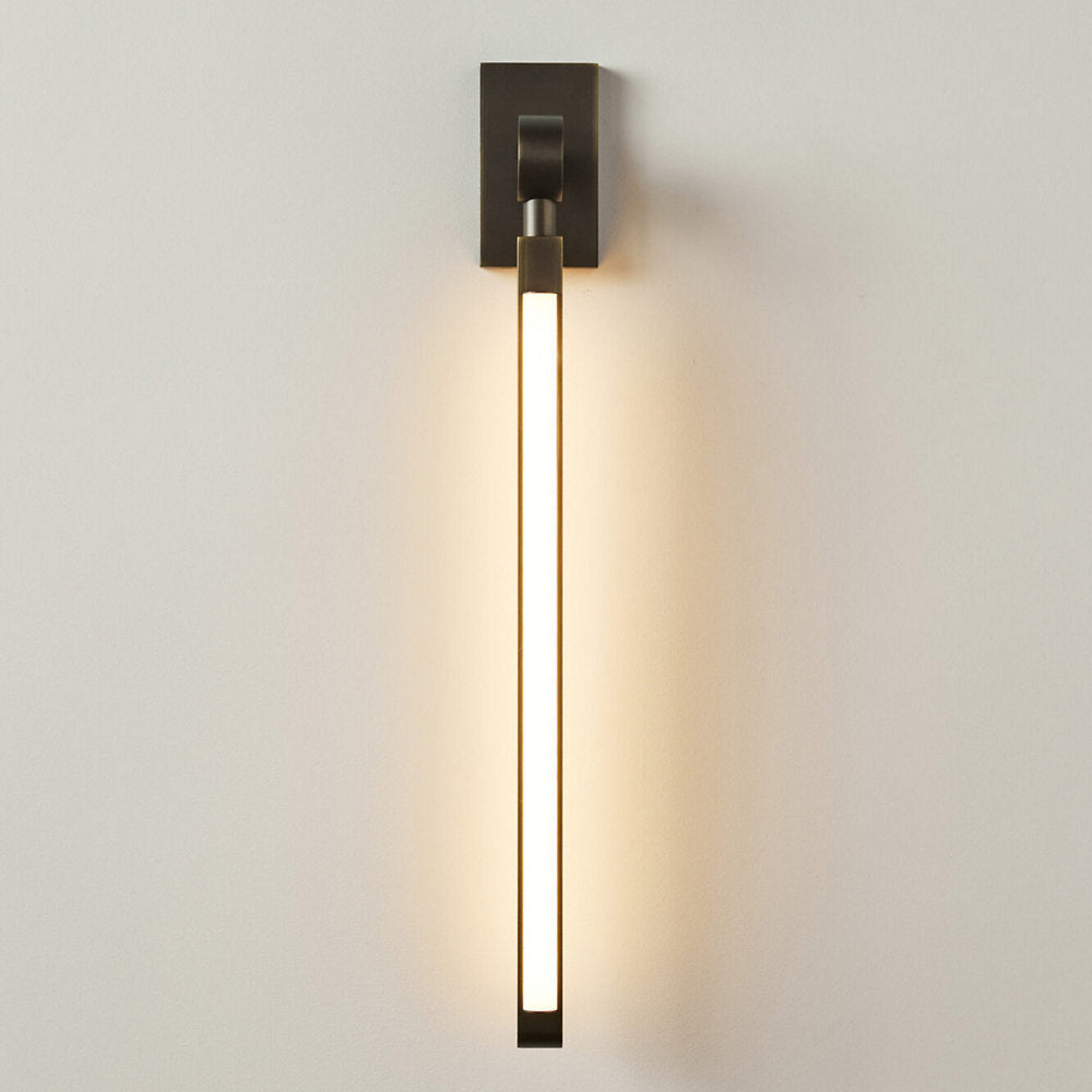 Pris I LED Wall Sconce