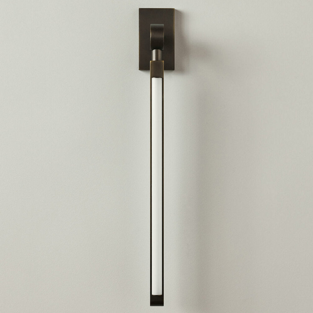 Pris I LED Wall Sconce