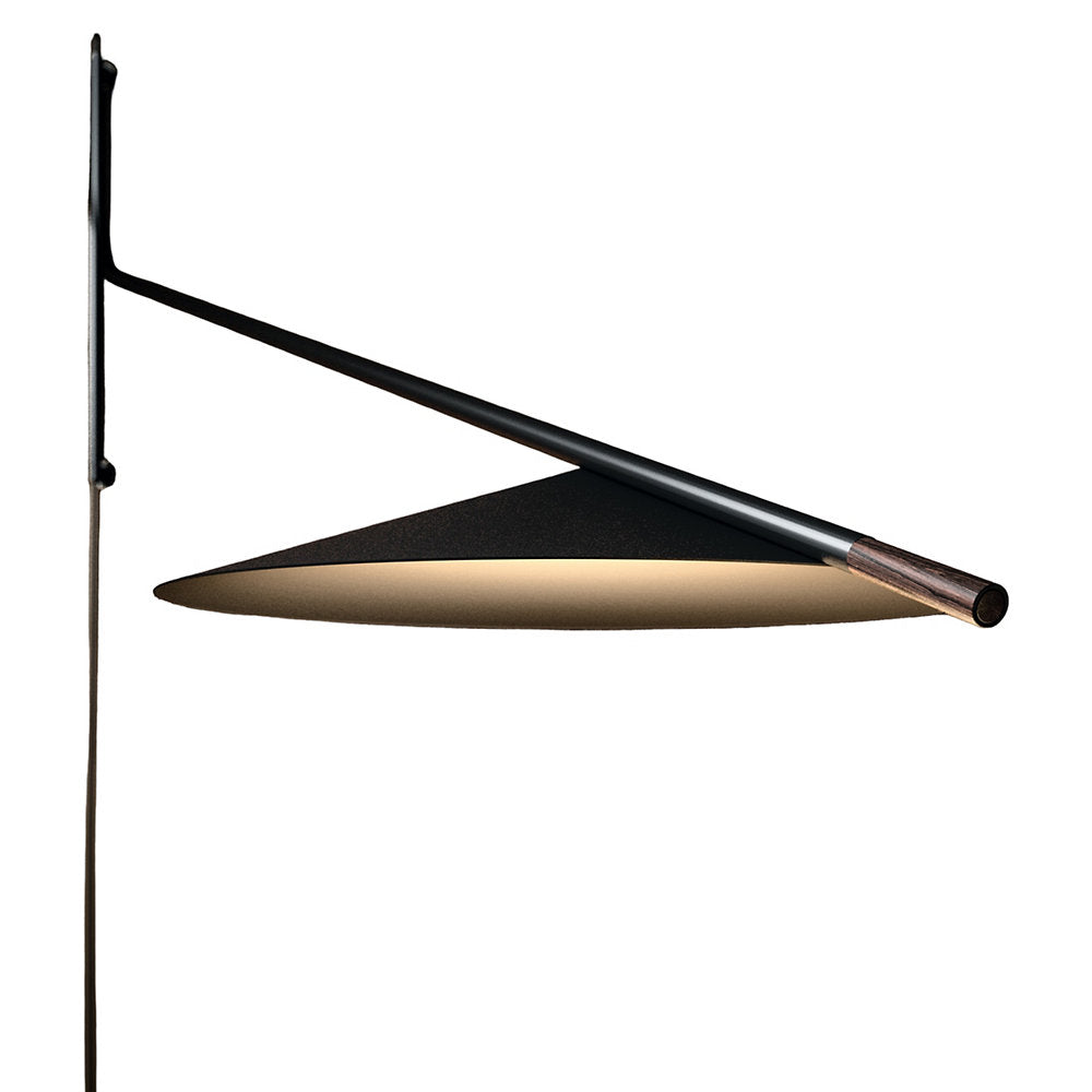 Glifo Plug-In LED Wall Sconce