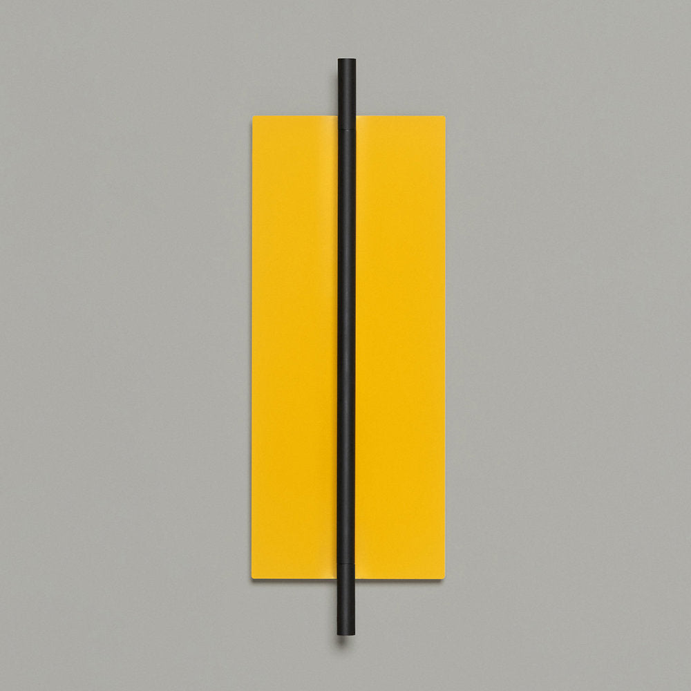 Lamina Dorada LED Wall Sconce