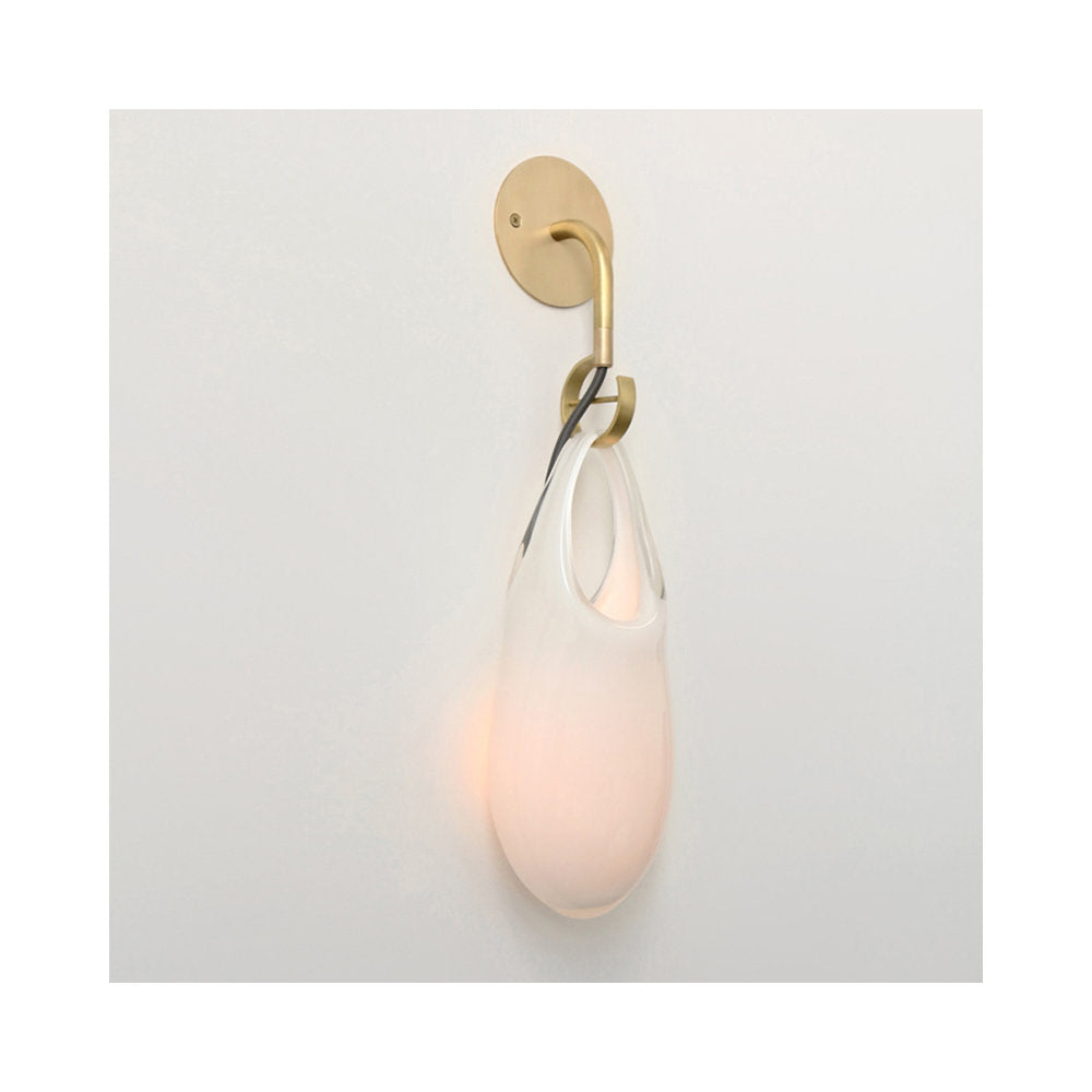 Hold Wall Sconce