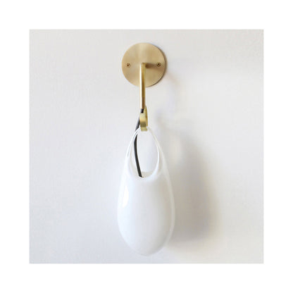 Hold Wall Sconce
