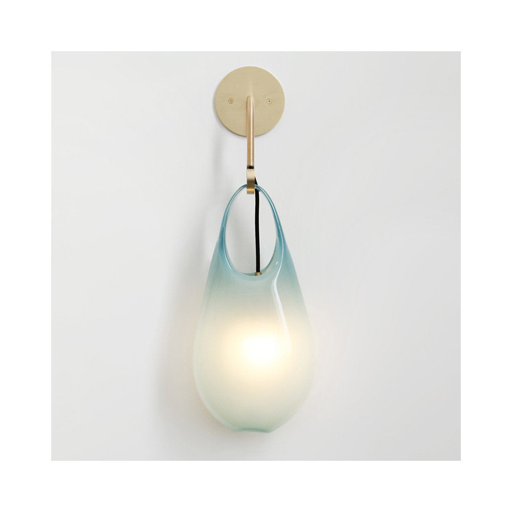 Hold Wall Sconce