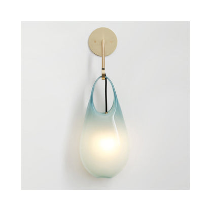 Hold Wall Sconce