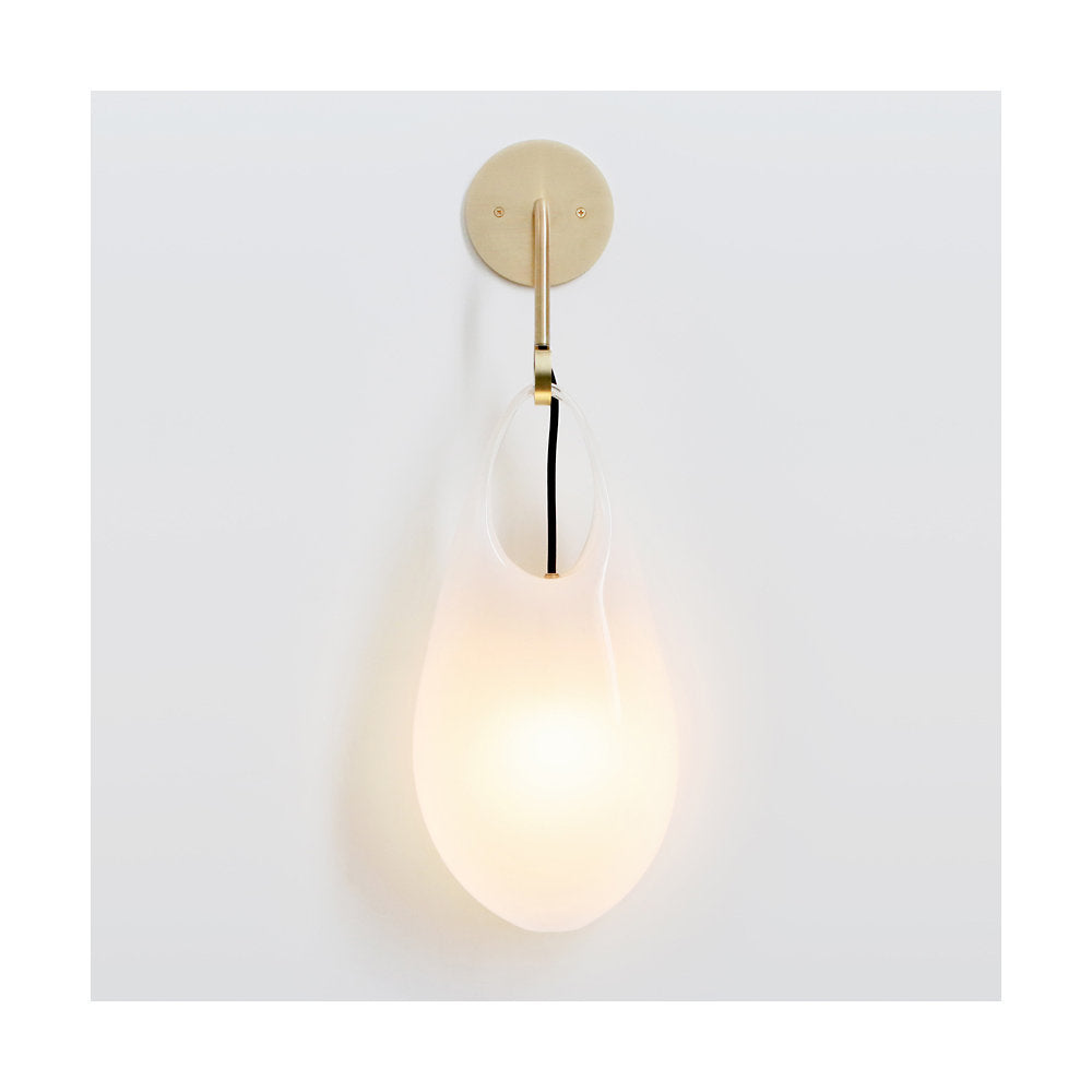 Hold Wall Sconce