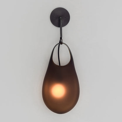 Hold Wall Sconce