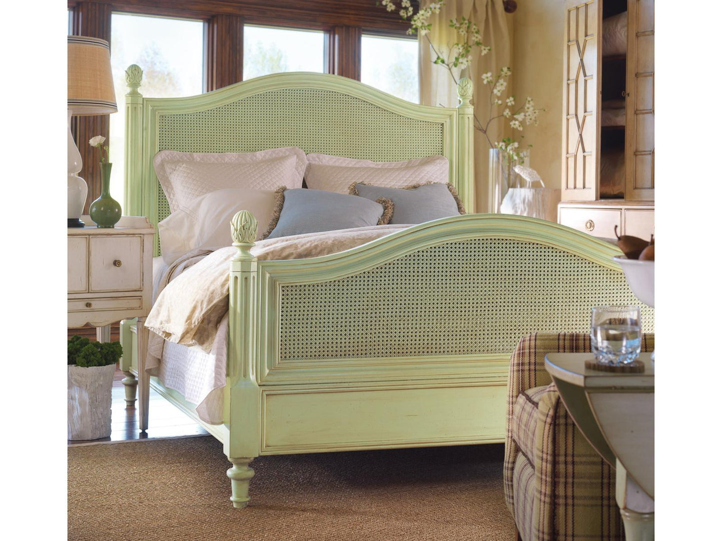 Frenchtown Panel Bed with Cane Details