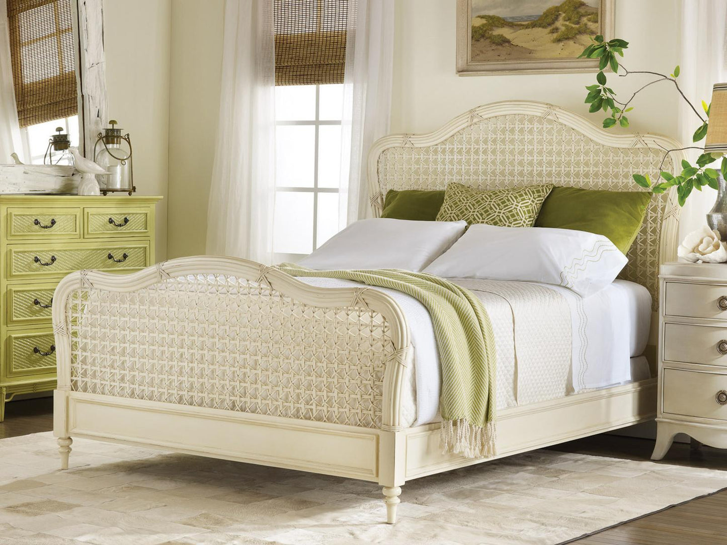 Amelia Island King Bed in Mahogany and Veneers