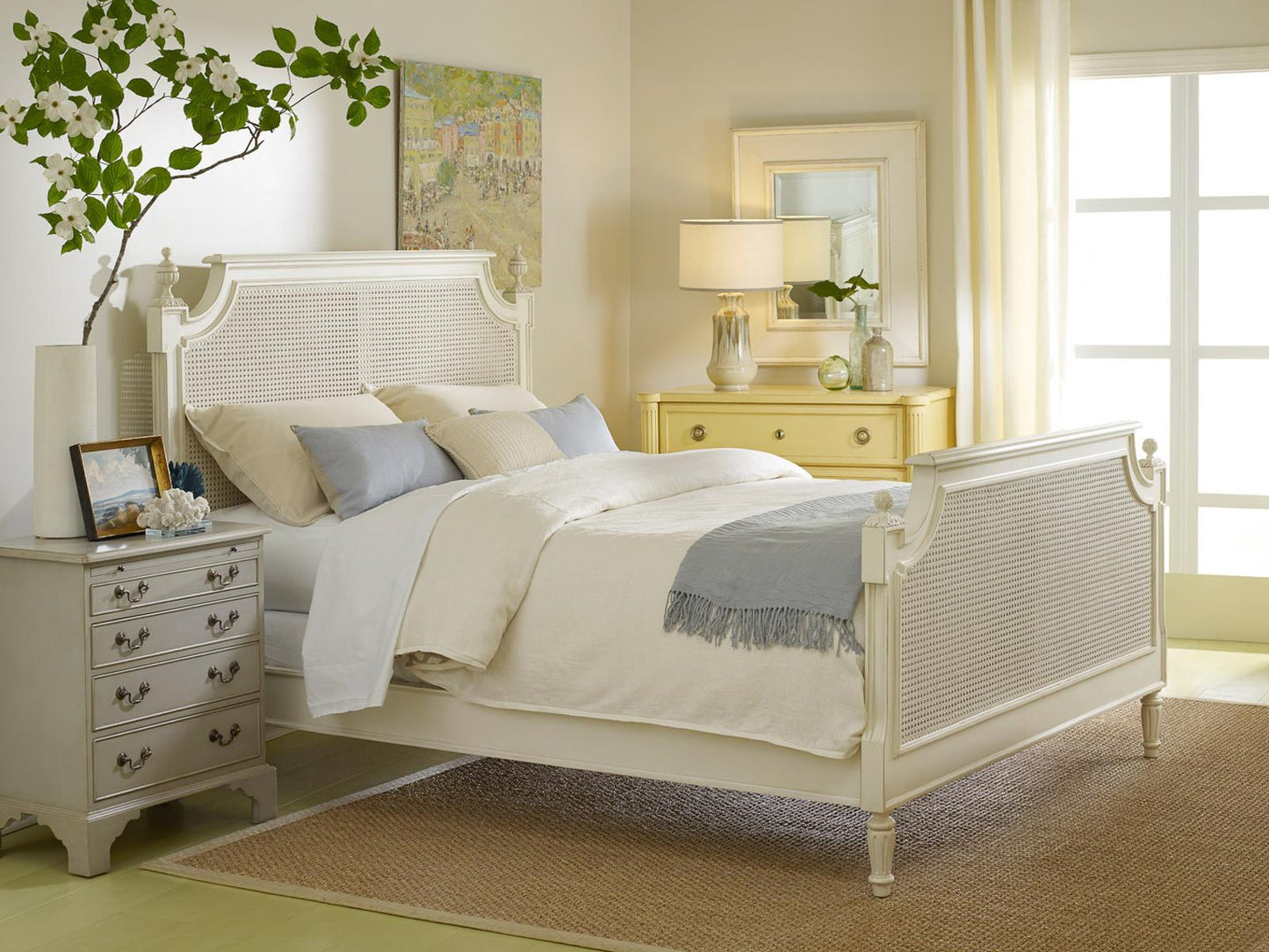 Chateau Panel Bed California King