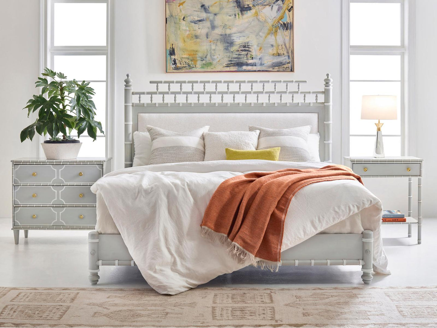 Greenwich Queen Upholstered Platform Bed in Gray with Linen