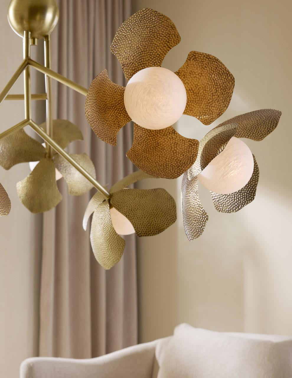 Generosa Chandelier