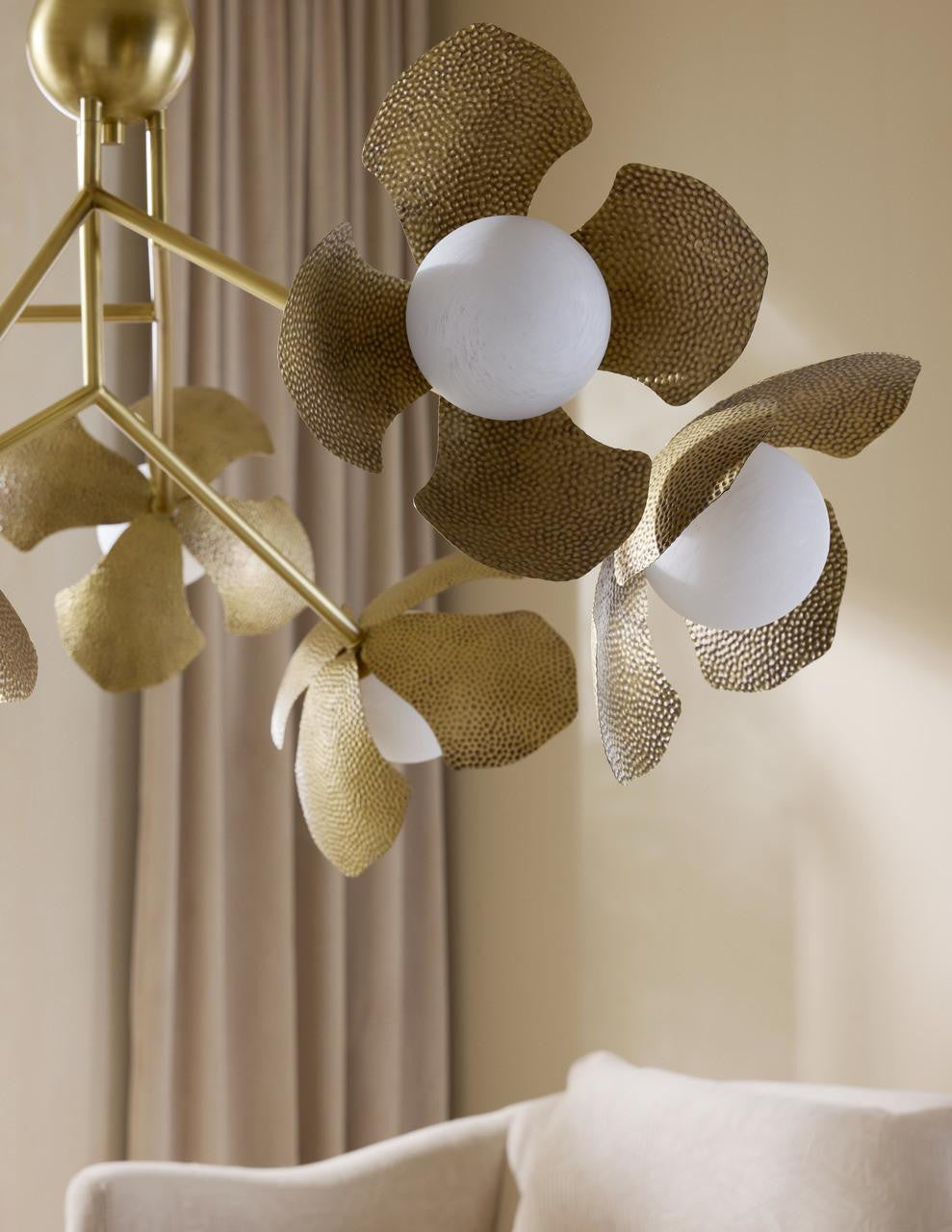 Generosa Chandelier
