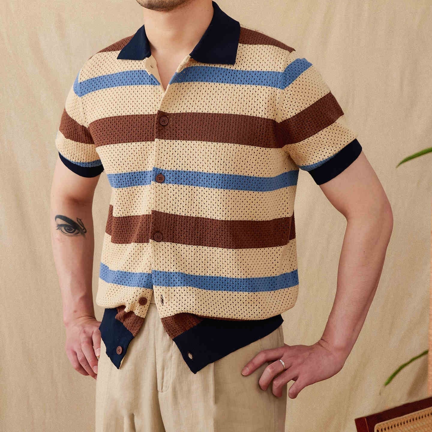 Men’s Retro Casual Shirt Hollow Lapel Short Sleeve Style