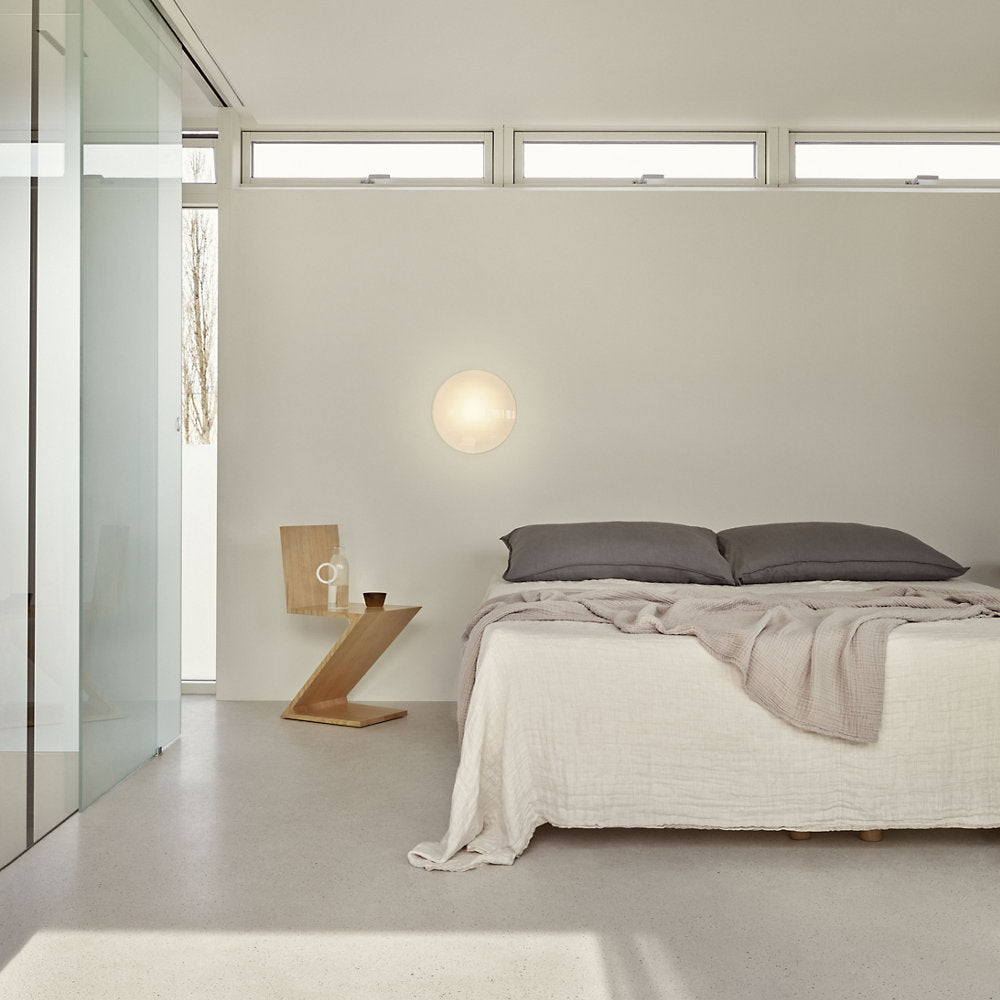 AJ Eklipta Wall Light